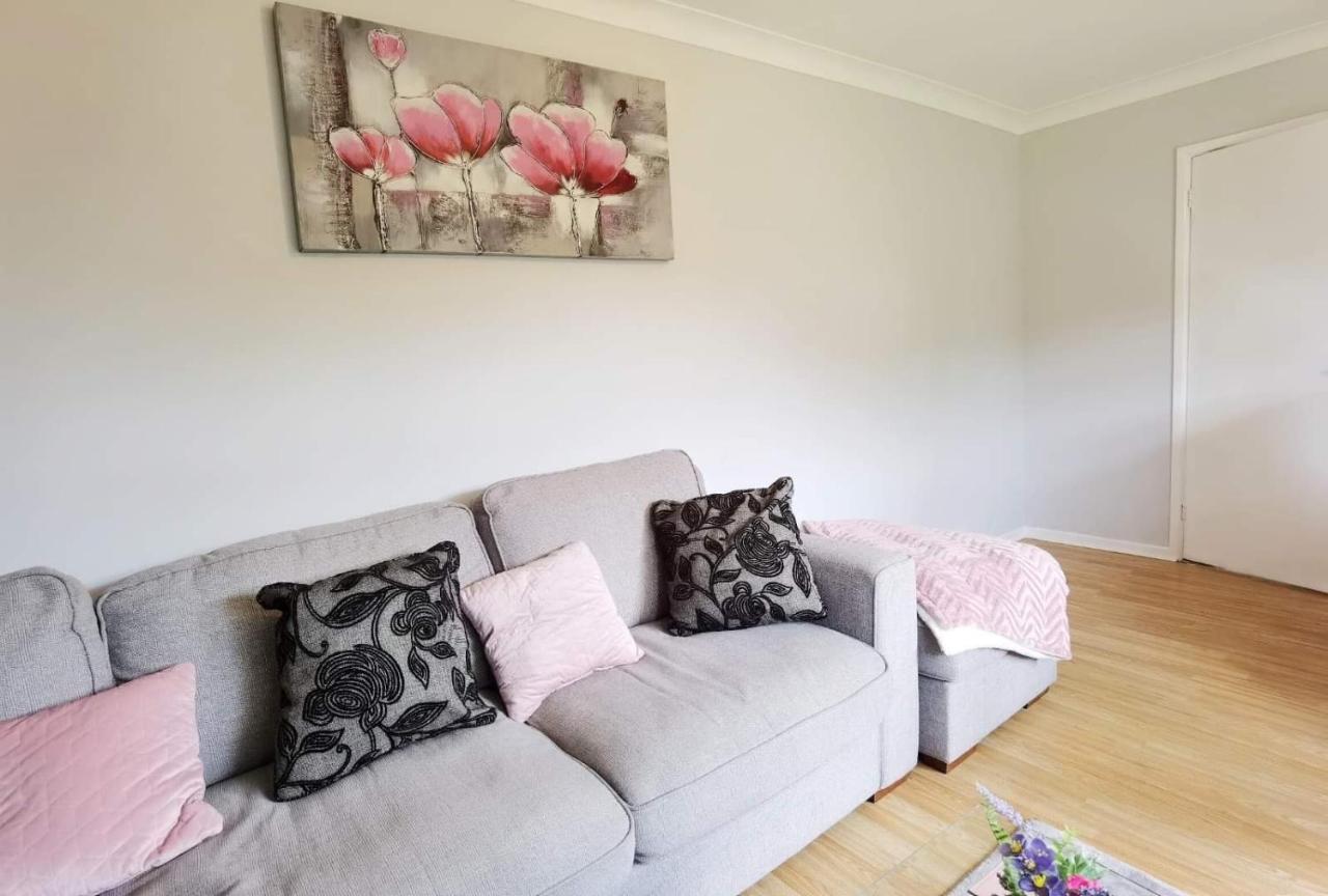 Fourth Avenue, Lovely Bungalow Available For Guests And Contractors Parking Wifi Nottingham Kültér fotó