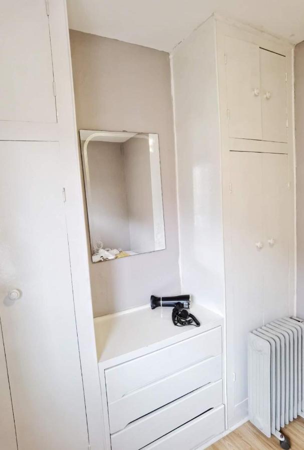 Fourth Avenue, Lovely Bungalow Available For Guests And Contractors Parking Wifi Nottingham Kültér fotó